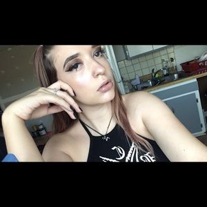 Meet your Posher, Chenoa